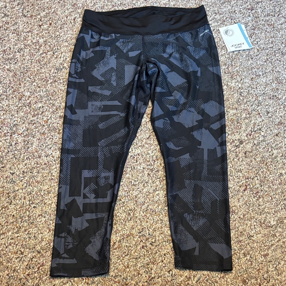 New Jockey Capri Leggings Neo Geo Reversible 2 pairs in 1!  Small